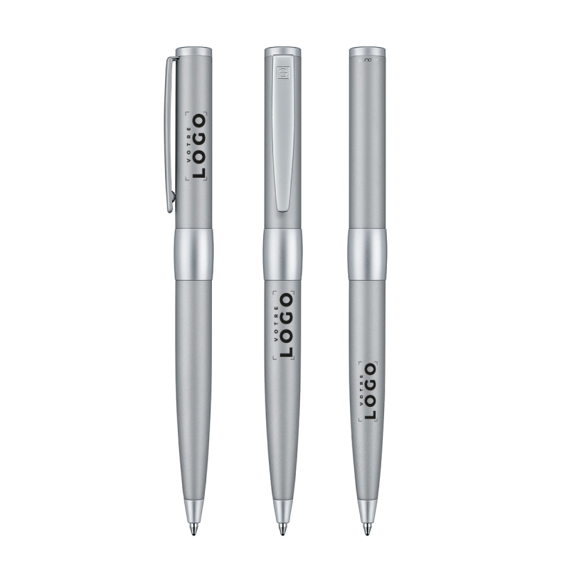 Parure avec un stylo à bille et un stylo plume